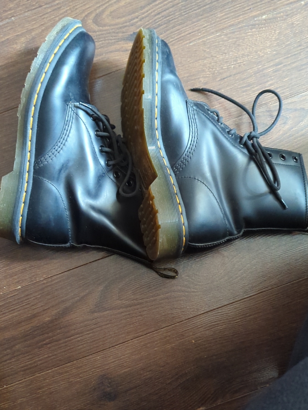 Dr. Martens 1460 Women's Smooth Leather Lace Up Boots - Picture 8 of 12